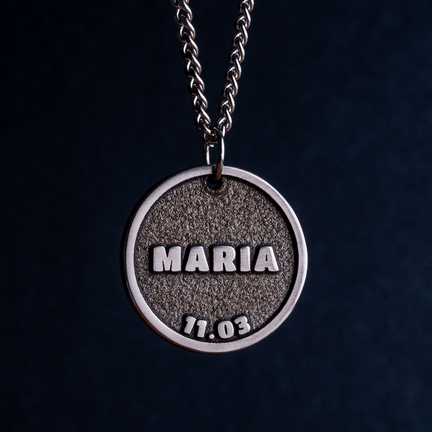 Name pendant with date of birth