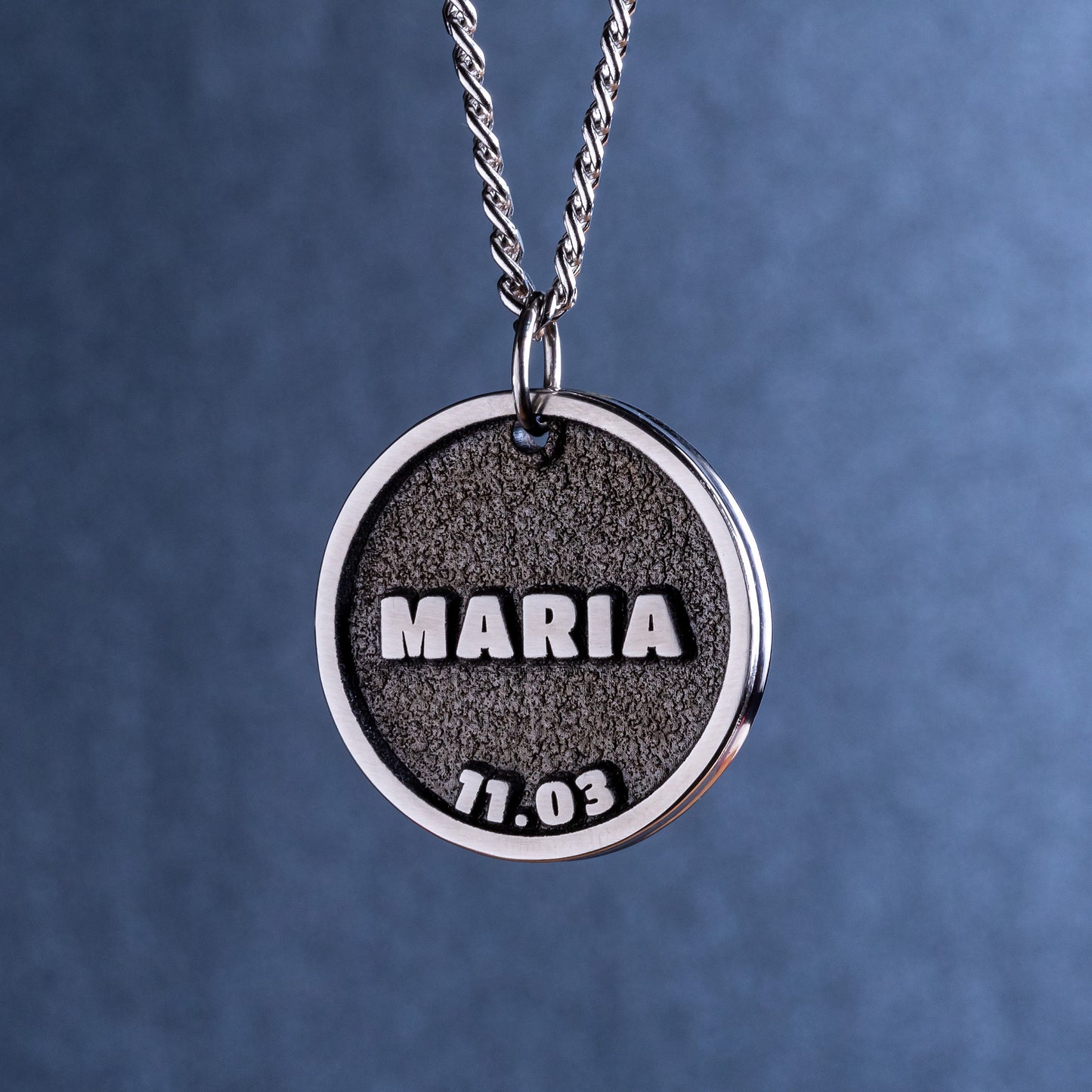 Name pendant with date of birth