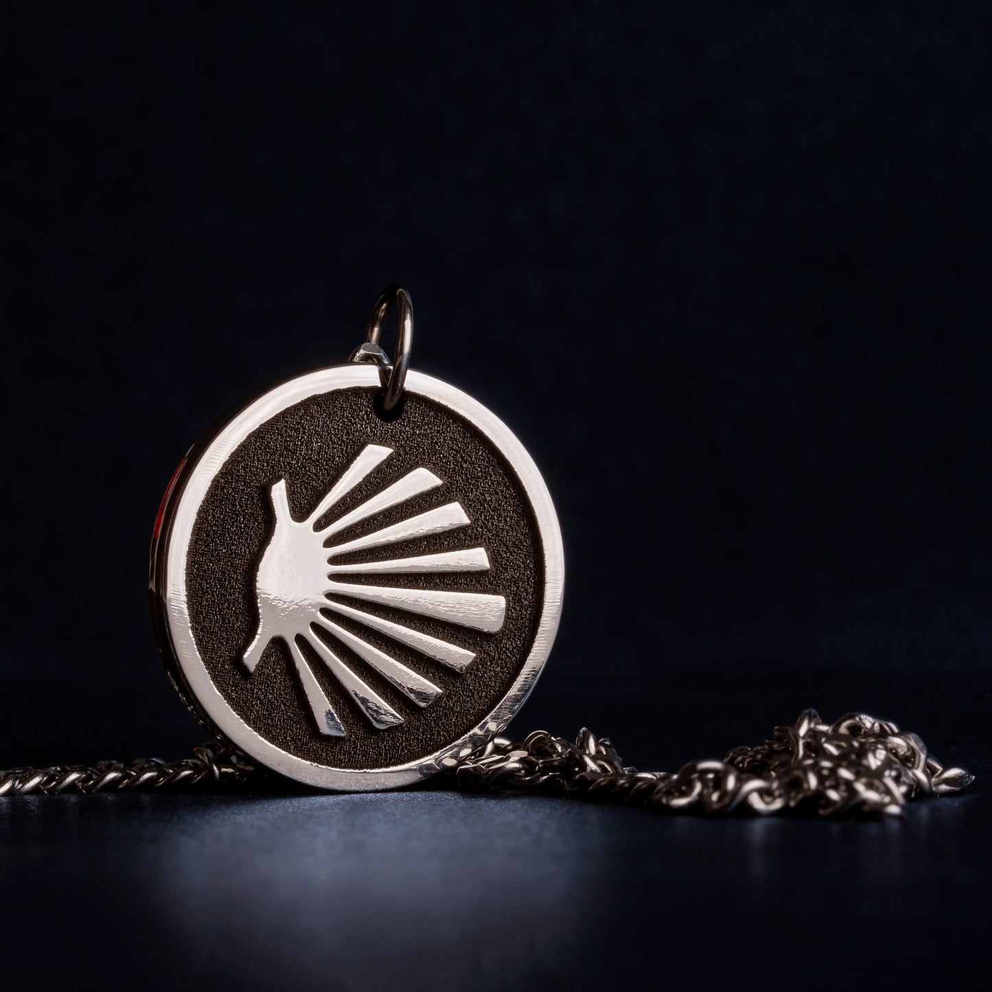 Elegant Camino de Santiago Pendant Reminder of Your Journey. Shell and Arrow - Symbol of the Way. Buen Camino Necklace for Pilgrim Route